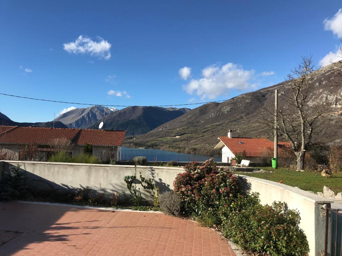 4Flats In Orto Di Venanzio Apartman Barrea Kültér fotó